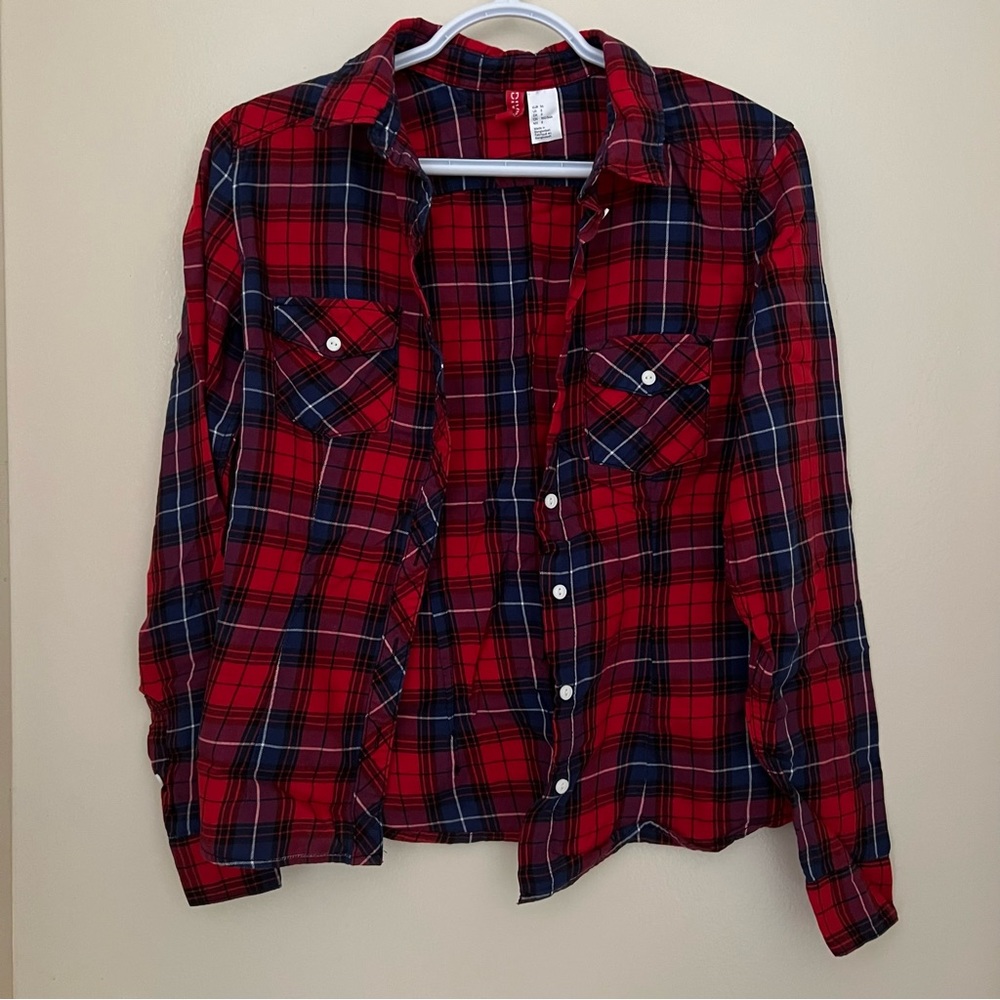 Red Blue Plaid Flannel Button Up Long-Sleeved Shirt
